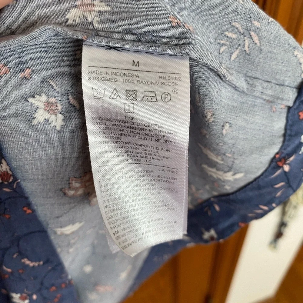 GAP Blue Floral Pattern Dress - Picture 10 of 10